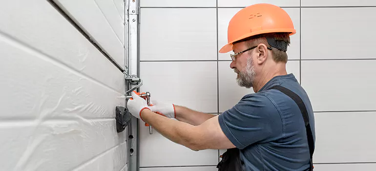Commercial Garage Door Repair in Meadow Woods, FL
