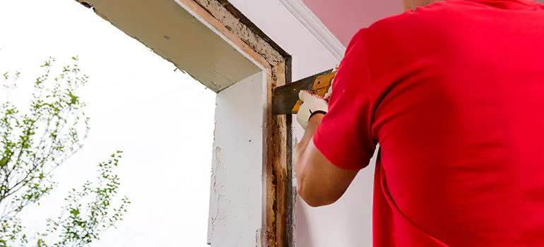 Residential Accordion Door Repair in Meadow Woods, FL