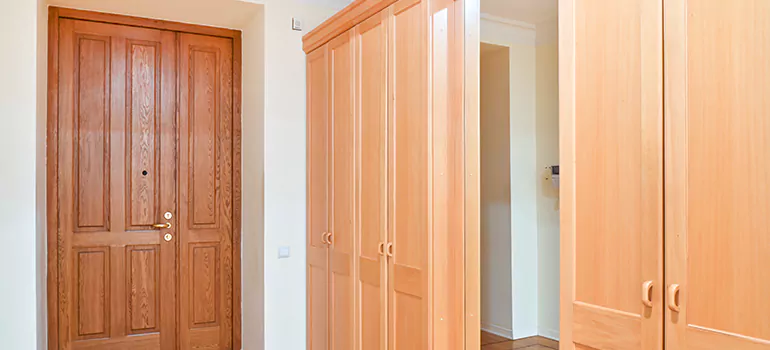 Glass Closet Door Repair in Meadow Woods, FL