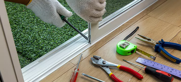 Window Hinge Repair in Meadow Woods, FL