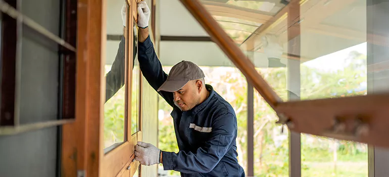 Double Hung Vinyl Window Sash Replacement in Meadow Woods, FL